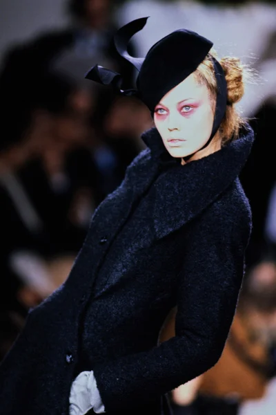 Look 5